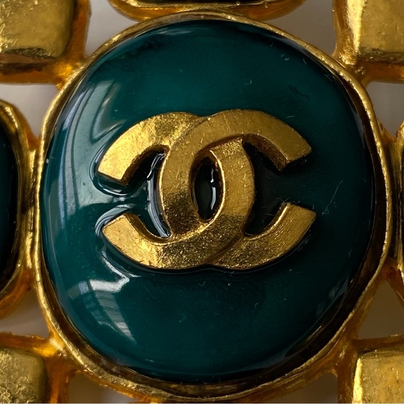 CHANEL  Brooch Glossy Teal Cross Geometric Gold Metal 97P 1997 Reworked READ!!! - Picture 4 of 14